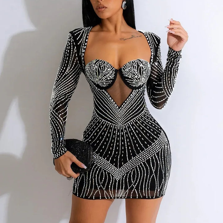 VESTIDO MINI ACOLCHOADO DE STRASS