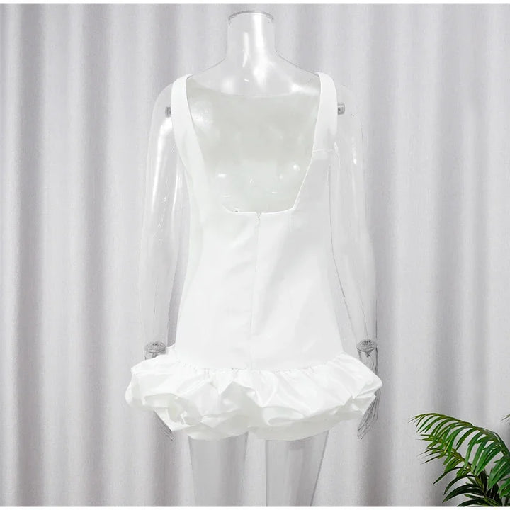 VESTIDO MINI ELEGANTE COM BABADOS
