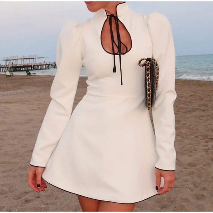 VESTIDO MINI COM MANGAS BUFANTES