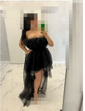 VESTIDO DE BAILE SEM ALÇAS EM TULE