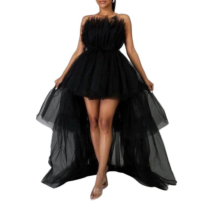 VESTIDO DE BAILE SEM ALÇAS EM TULE