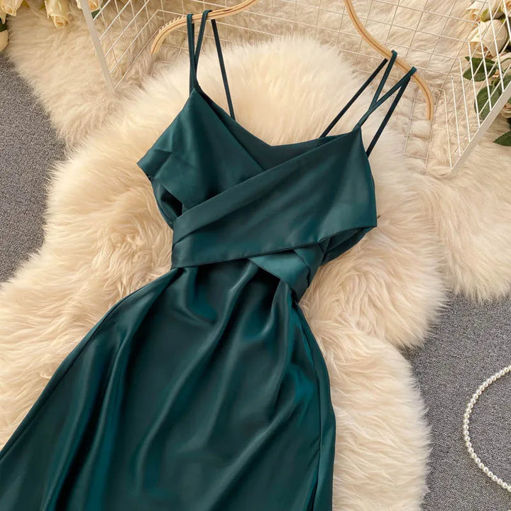 VESTIDO ELEGANTE ABERTO NAS COSTAS PLISSADO