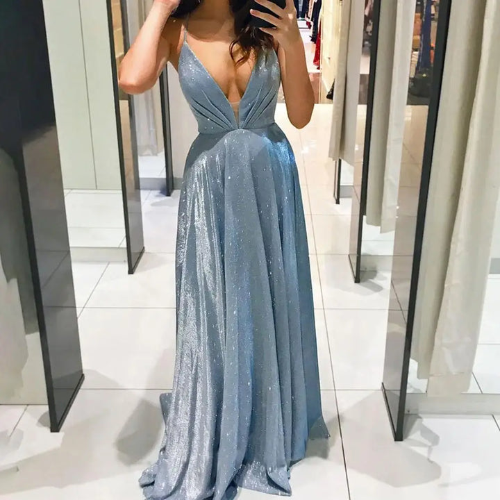 VESTIDO FORMAL DE CORTE BAIXO ABERTO NAS COSTAS
