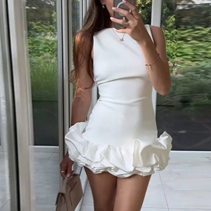 VESTIDO MINI ELEGANTE COM BABADOS