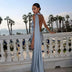 VESTIDO LONGO ELEGANTE EM CETIM,SEM MANGAS, ABERTO NAS COSTAS COM CACHECOL FINO DE AJUSTE