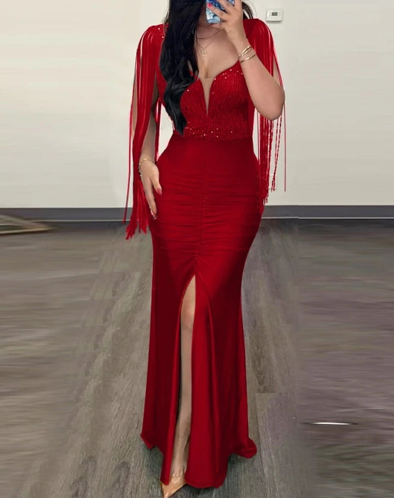 VESTIDO ELEGANTE COM LANTEJOULAS COM CONTRASTE