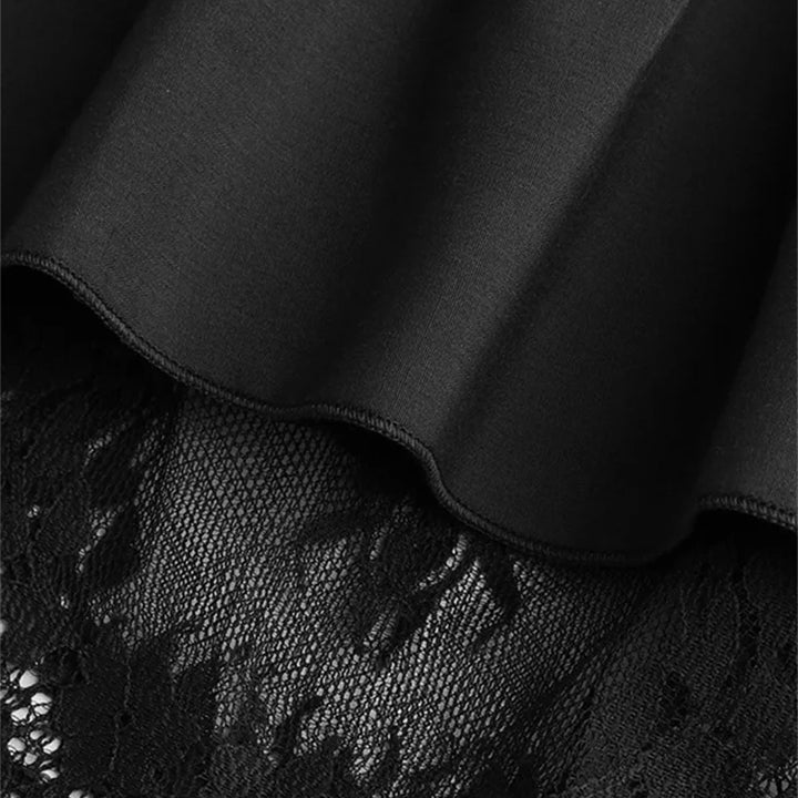 VESTIDO CURTO ELEGANTE DE RENDA COM DECOTE EM V DA CELMIA