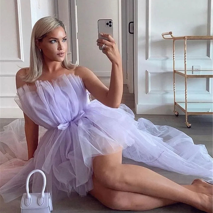 VESTIDO DE BAILE SEM ALÇAS EM TULE