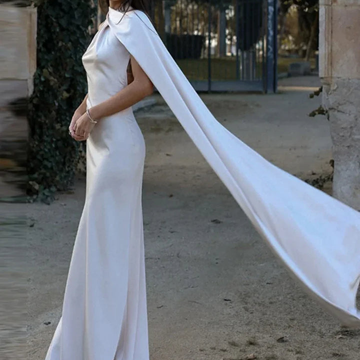VESTIDO LONGO ELEGANTE EM CETIM,SEM MANGAS, ABERTO NAS COSTAS COM CACHECOL FINO DE AJUSTE