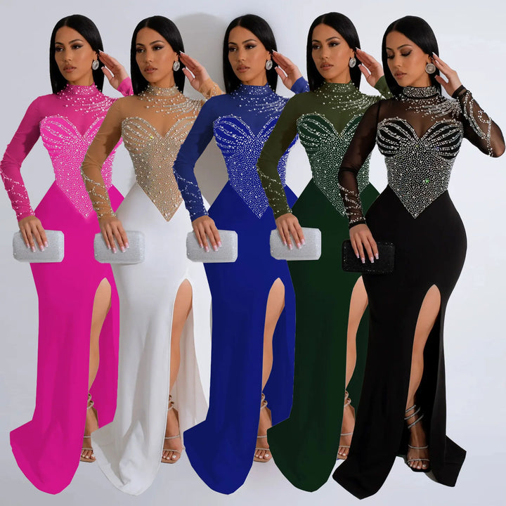 VESTIDO DE BAILE COM STRASS BRILHANTE E COM PÉROLAS