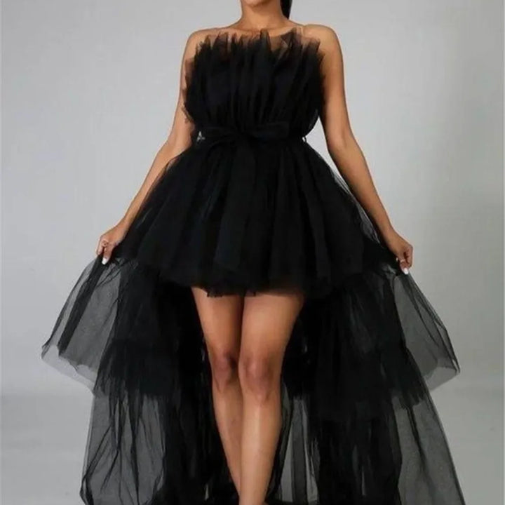 VESTIDO DE BAILE SEM ALÇAS EM TULE