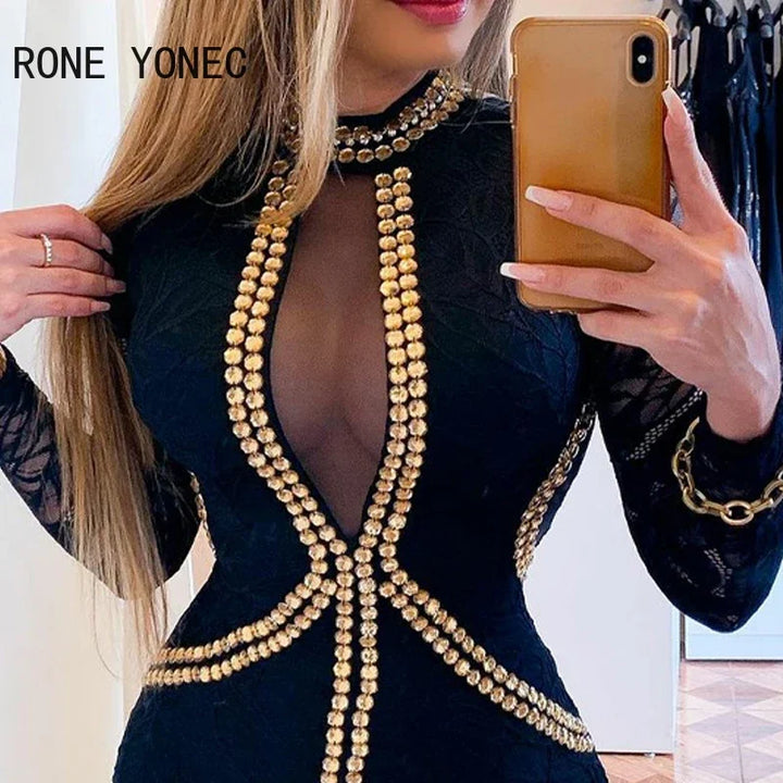 VESTIDO RHINESTONE COM MANGA LONGA DE RENDA