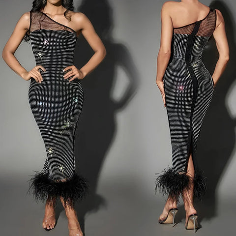 VESTIDO ELEGANTE DE MALHA COM STRASS