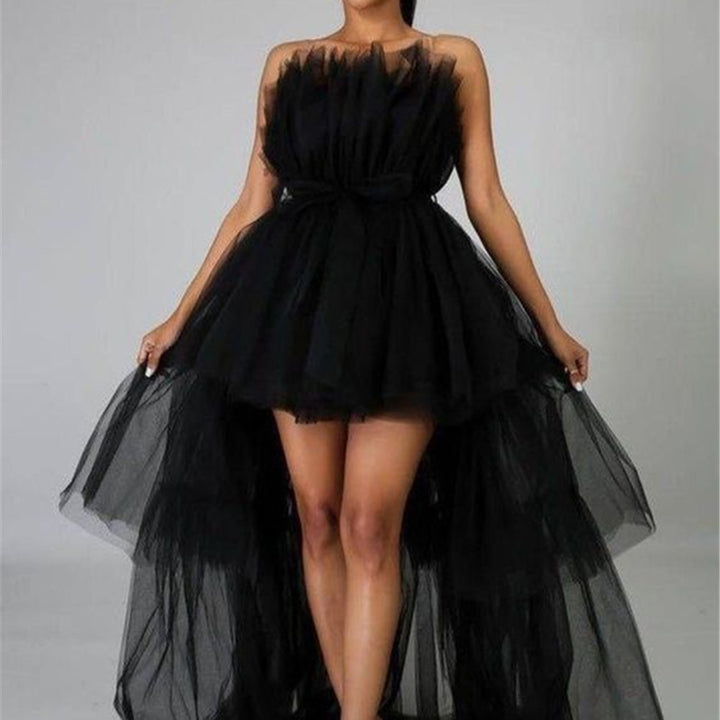 VESTIDO DE BAILE SEM ALÇAS EM TULE