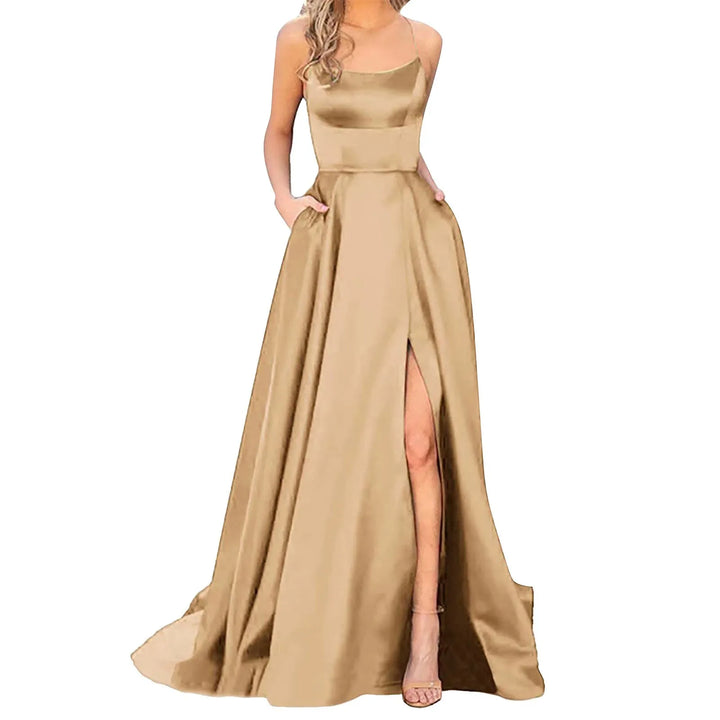 VESTIDO LONGO COM ABERTURA NAS COSTA