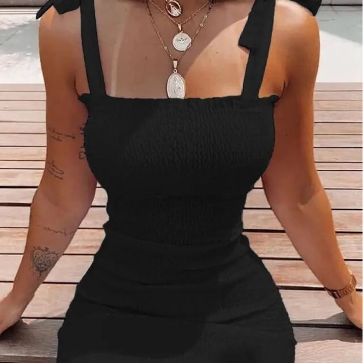 VESTIDO CURTO ESTILO SEXY